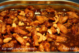 Kip met Cashew noten Kip met Cashew noten